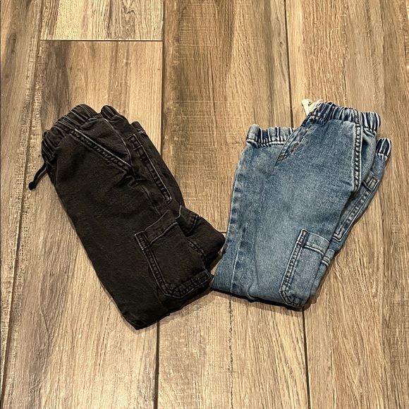 Cat & Jack Kids Black and Blue Jeans - Picture 1 of 8